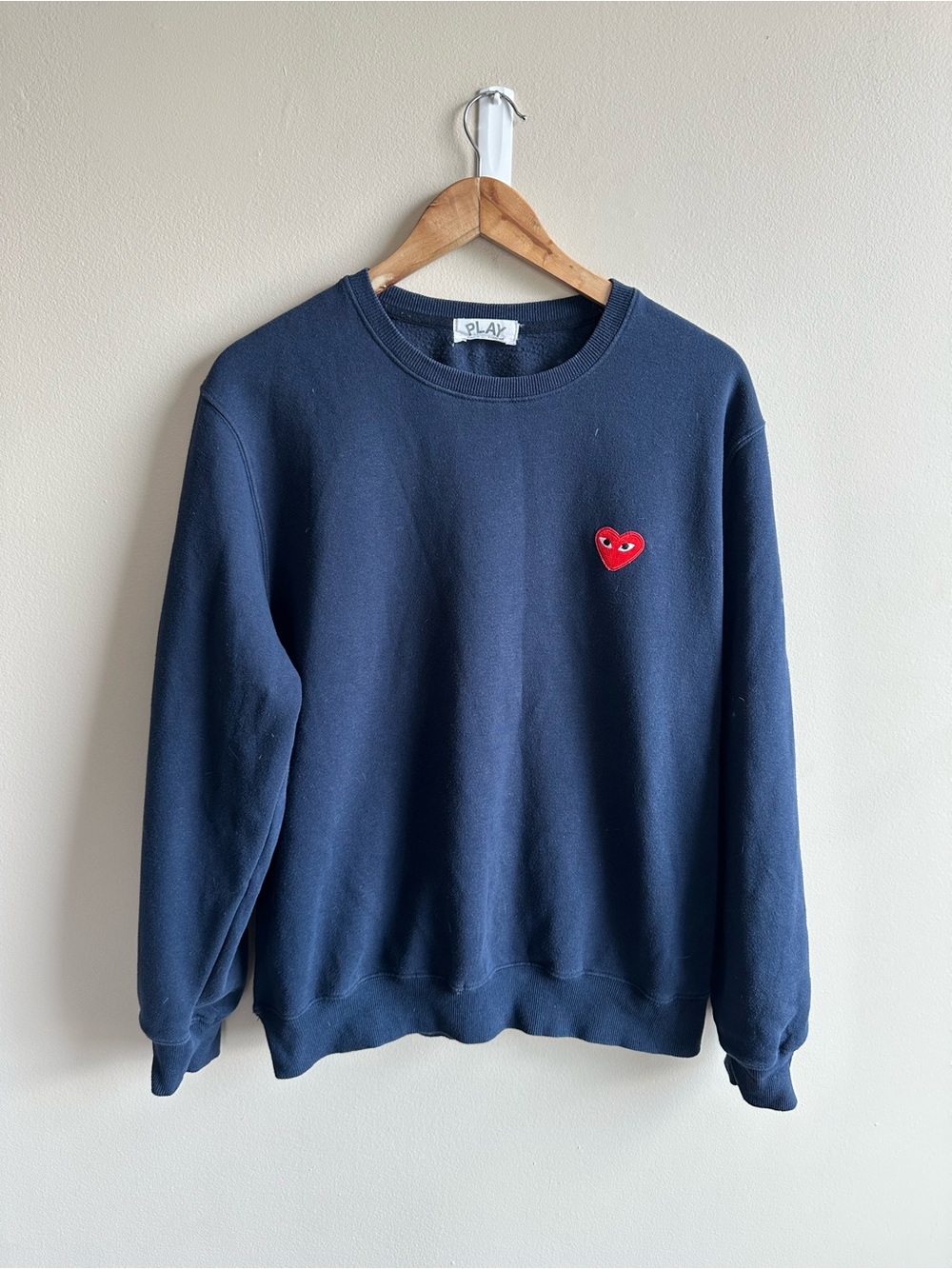 comme des garçons sweatshirt